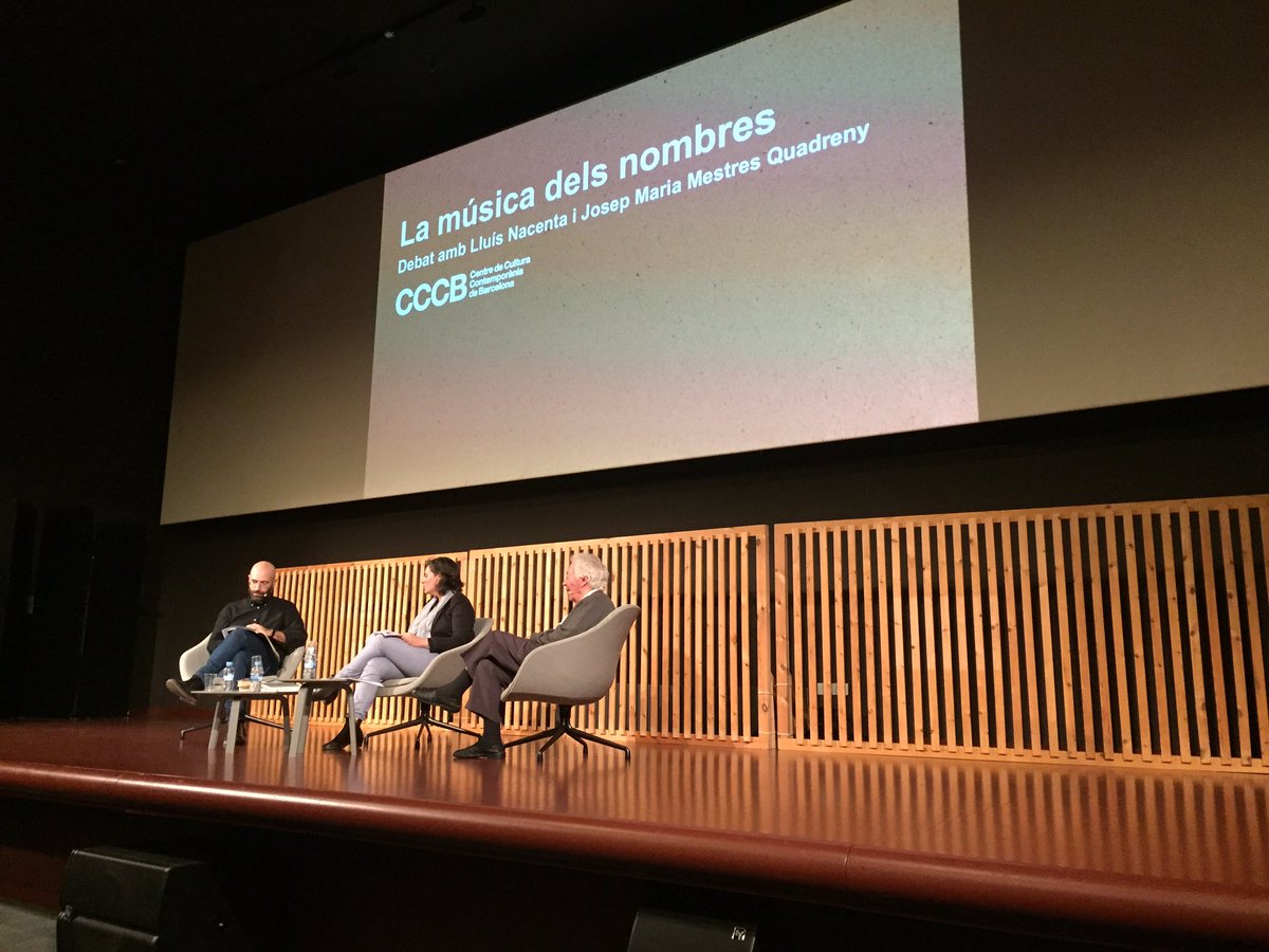 LALOLA's tweet photo. La màquina de pensar de #ramon_llull no funciona... però això és el de menys. La música dels nombres debat @LluisNacenta i Mestres Quadreny https://t.co/2hJdyfCsJE