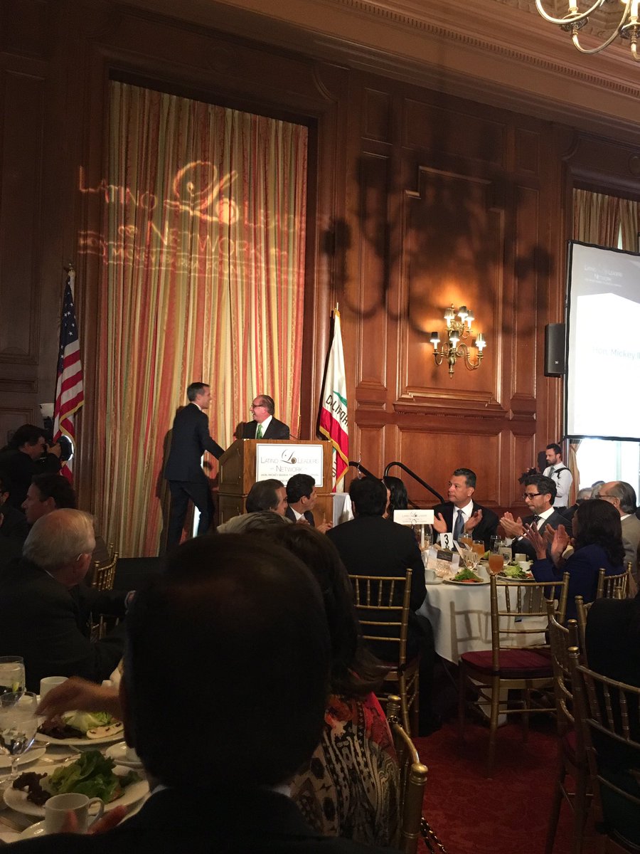 LuisAdvocates's tweet photo. Another great #LLNLA luncheon. Great to see so many DC and LA friends in one room celebrating #LatinoLeadership https://t.co/T6Ldkx9kAI