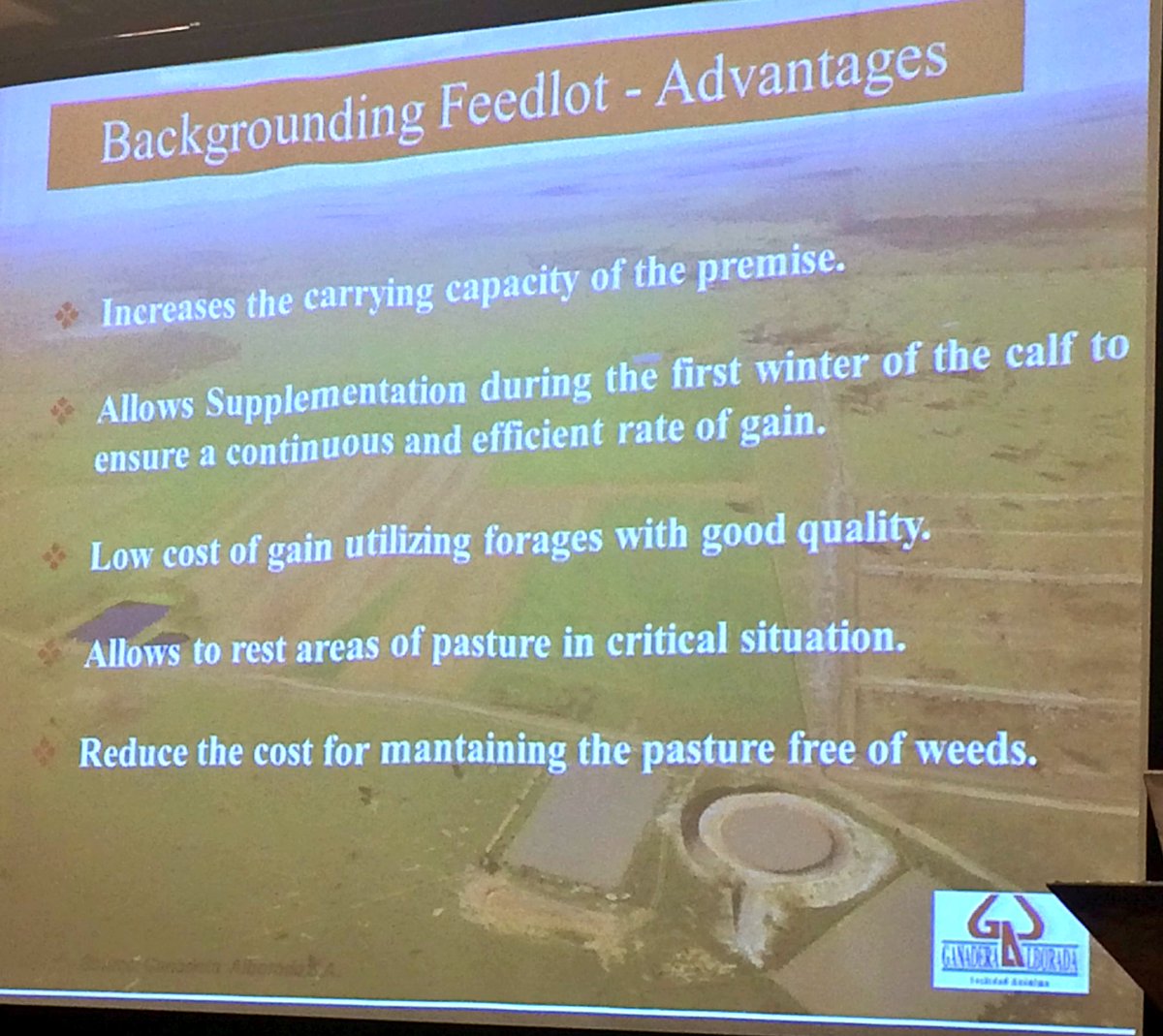cgoldhaw's tweet photo. Why feedlot? Sometimes it is b:c it's good for the grass & only way to meet the needs of the cattle #FeedMatters #GCSbeef16 https://t.co/TE88giPB6v