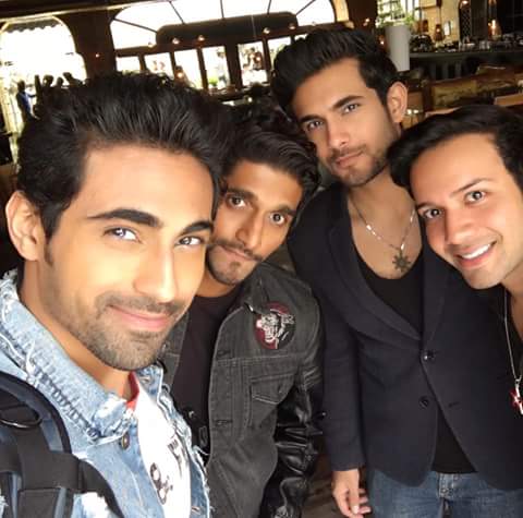 RagnieBharose's tweet photo. HeyGuysHopeU Had A Amazng AwsmShow LukingGreat&Sweet
LoveyouSANAM #KpRocking #KpSmiling #StayBlessed @keshavdhanraj https://t.co/KM0DUinnvG