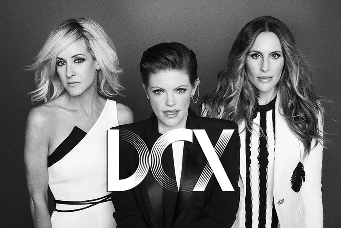 On the way to #Burbank to ✈️ #oakland! See you tomorrow @dixiechicks! Fav band since I was a kid 😊 #dixiechicks<a href="/tag/burbank"class="tags">#Burbank</a><a href="/tag/oakland"class="tags">#oakland</a><a href="/tag/dixiechicks"class="tags"><span>#dixiechicks</span></a><a href="/tag/mmxvi"class="tags"><span>#mmxvi</span></a>