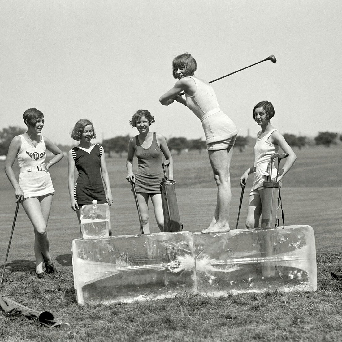pitch_n_puff's tweet photo. Nothing like a little iced tee-time #fore20 #icedtee #womeningolf https://t.co/h3v7bHkfgy