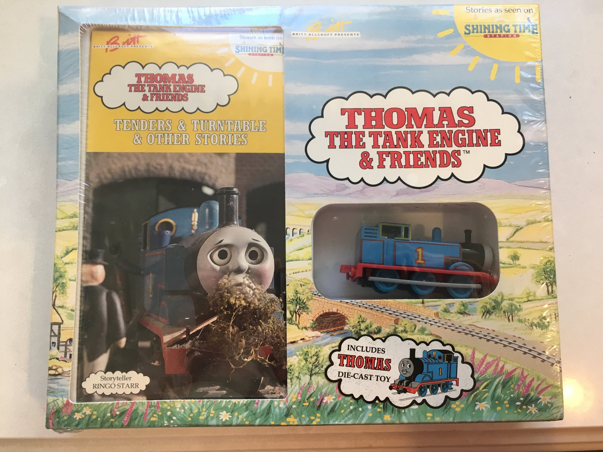 thomas train presents