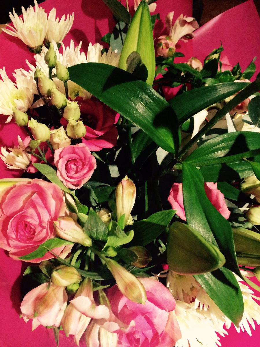ClaireSSTri's tweet photo. An unexpected but very much appreciated surprise from @HaseebAhmad2 - kinda feels like I should be sending you flowers! #WRholder ๐๐ https://t.co/LrqfaqCeub