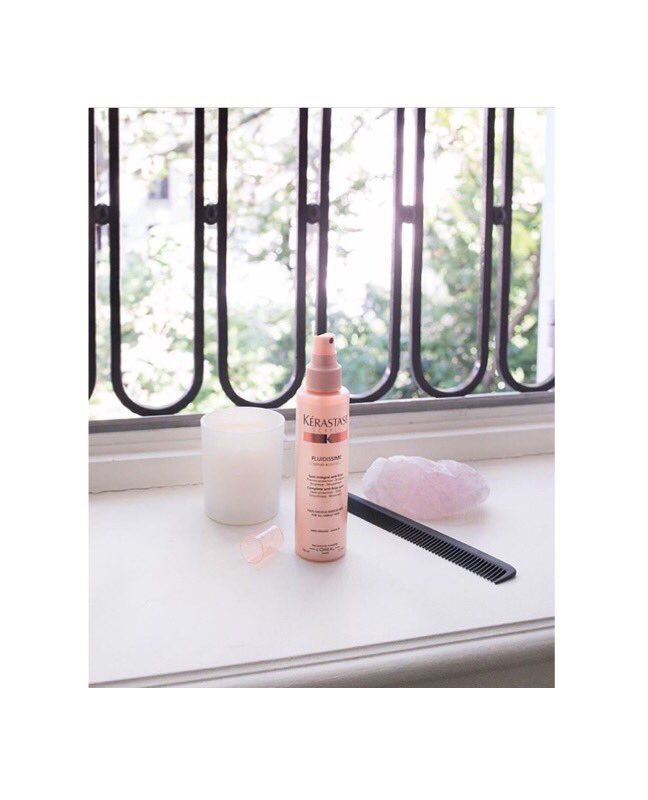 A Salon Favourite @KerastaseUK the perfect leavein conditioner with #heatprotection &amp; #antifrizz 
#welove #Kèrastase