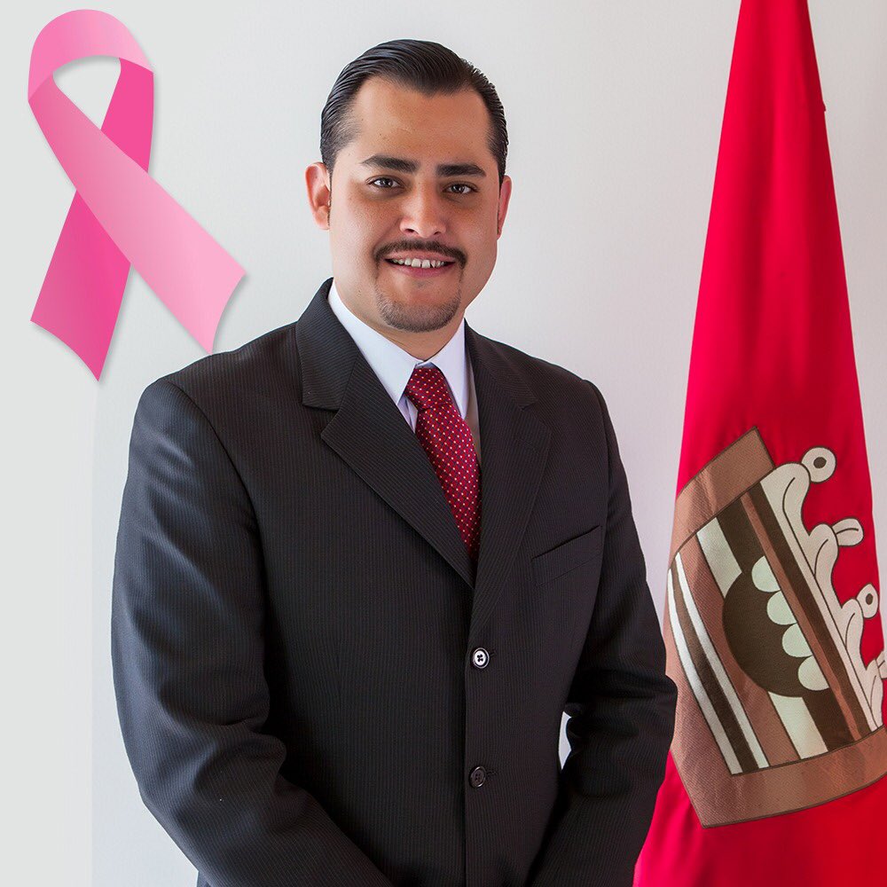 PACOGOMEZM's tweet photo. Octubre... Mes de sensibilización sobre el Cáncer de mama. ���🌹 https://t.co/OBbbllo5xJ