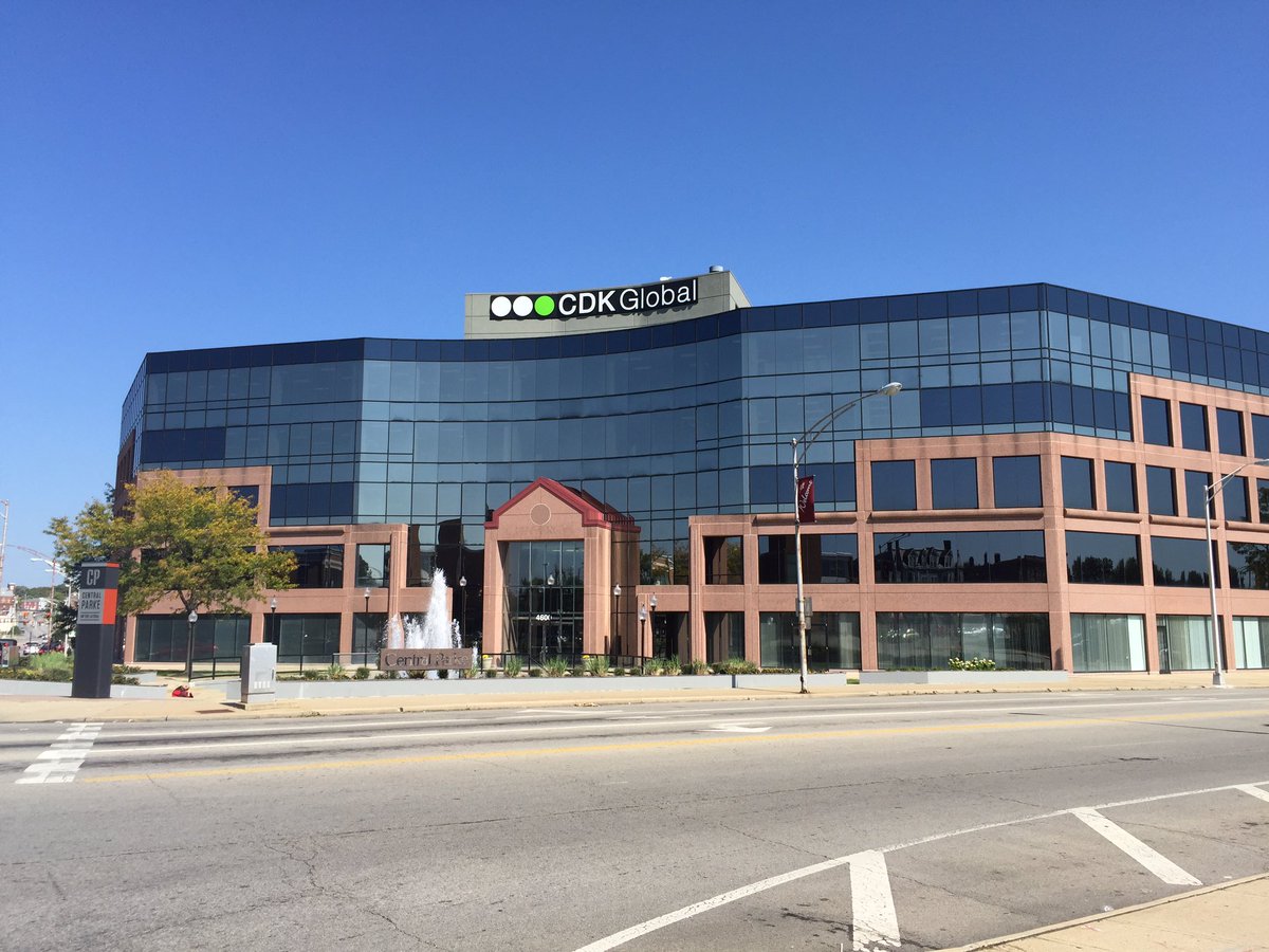 BrianGarofola's tweet photo. Great day spent at the new @CDKGlobal customer experience center in Norwood, OH #OneCDK https://t.co/PijM5qveck