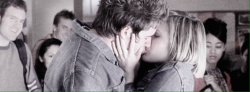 xxnasedoxx's tweet image. BEST COUPLE EVER. (Maria and Michael) 👽😍❤️ #RoswellDay #17yearsofRoswell #NETFLIXforBandT @unrealfehr @MajandraD