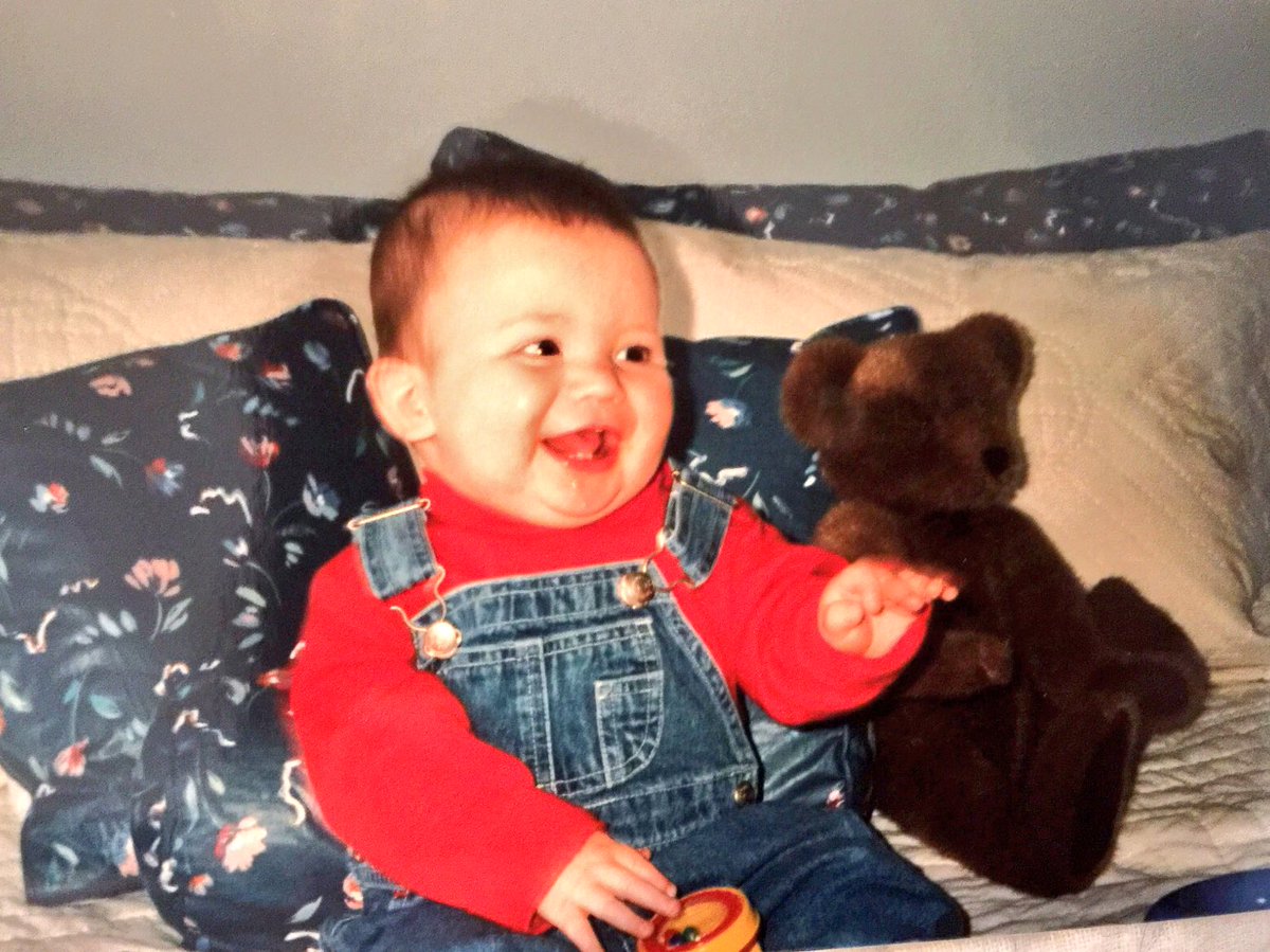 Roux4HCKing2016's tweet photo. #ThrowbackThursday to Justin as baby, his love for the Bears goes all the way back to his toddler days #RouxUp https://t.co/PxXBRWyYBC