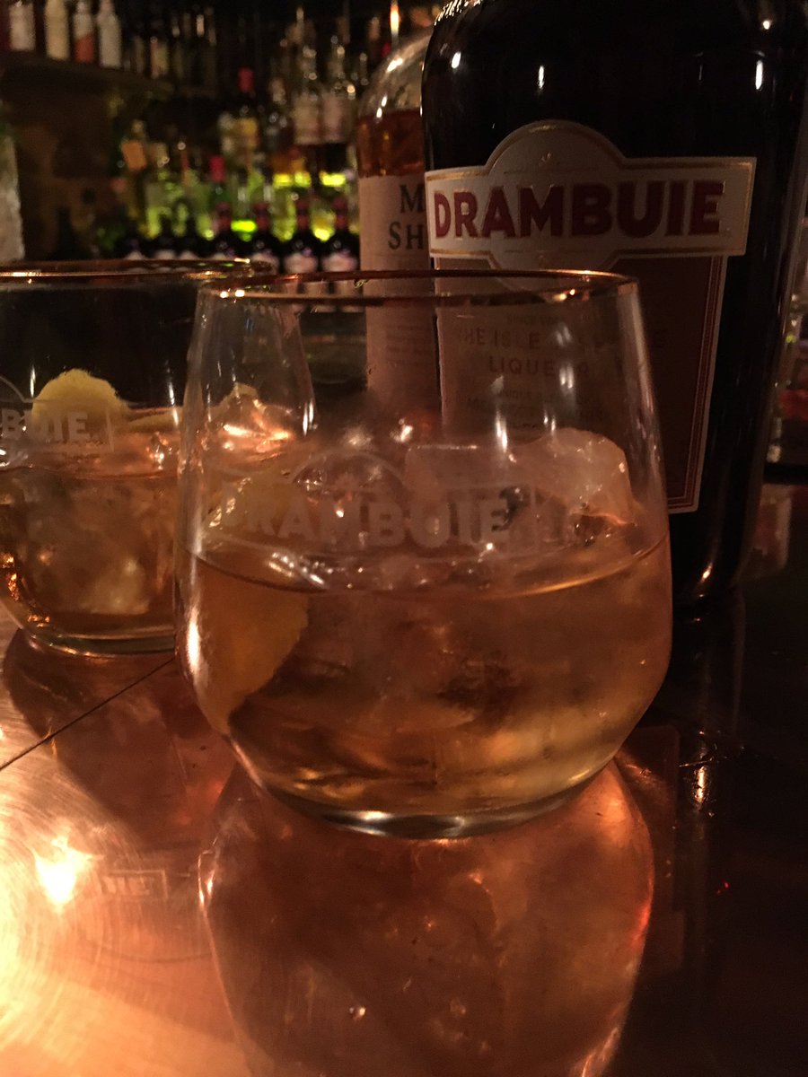 DapperChapper's tweet photo. My own version said the Rusty Nail. @drambuie &amp; Scotch with lemon garnish. 👌🏼 #BrassAndCrimson #Ad https://t.co/D9uyOdLsln