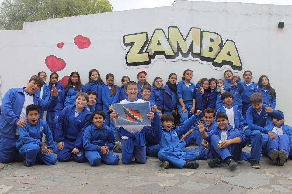 CasaZamba's tweet photo. Nos visitaron los chic@s de 5º del col. Argentina Del Futuro, jugamos y  aprendimos sobre la importancia de respetar la diversidad cultural https://t.co/PEa7fYlMKt