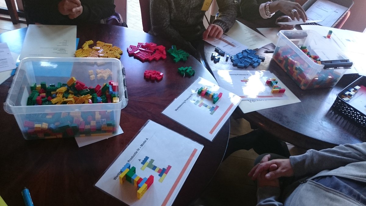 share4lean's tweet photo. #Lean game bij de @reclassering met 90 deelnemers. Samen het werk simpeler maken. #share4 https://t.co/5Aqmuc4ZSH