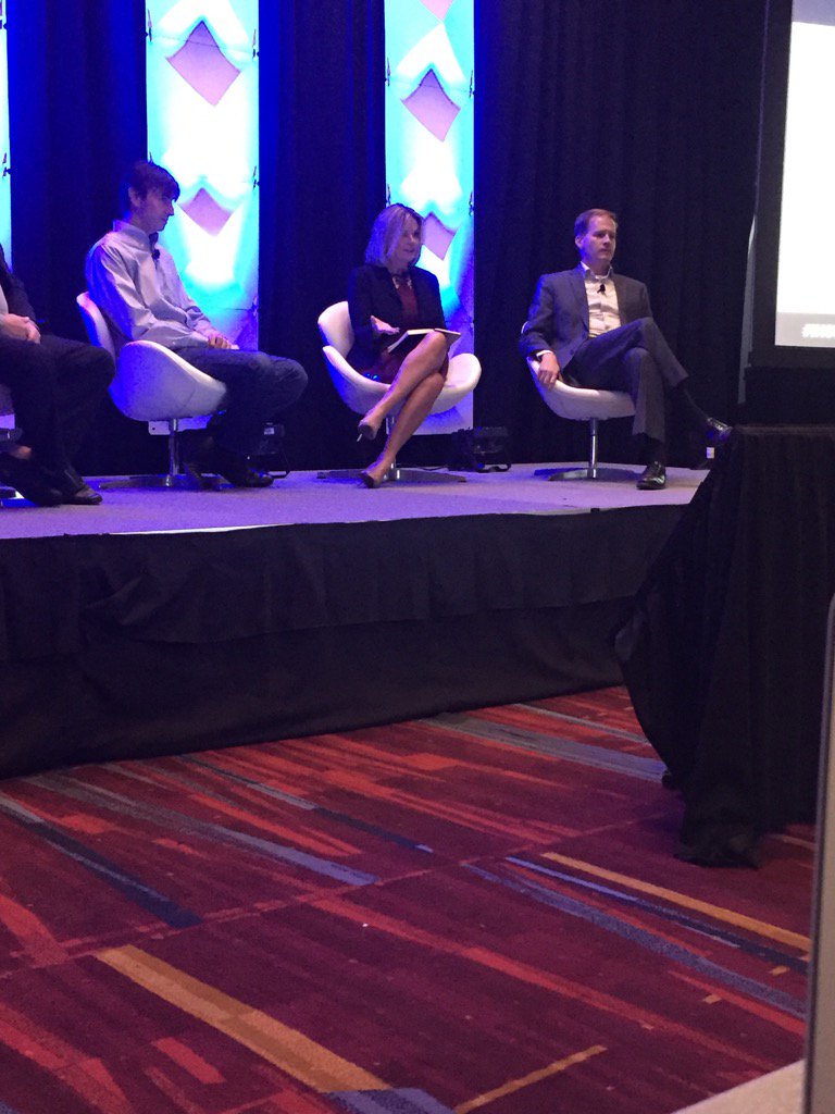 sSudaCris's tweet photo. Pypestream CCO @donnanpeeples bringing the insurance community into the messaging era! #CX #insuretech @Pypestream https://t.co/seHcpT5nef