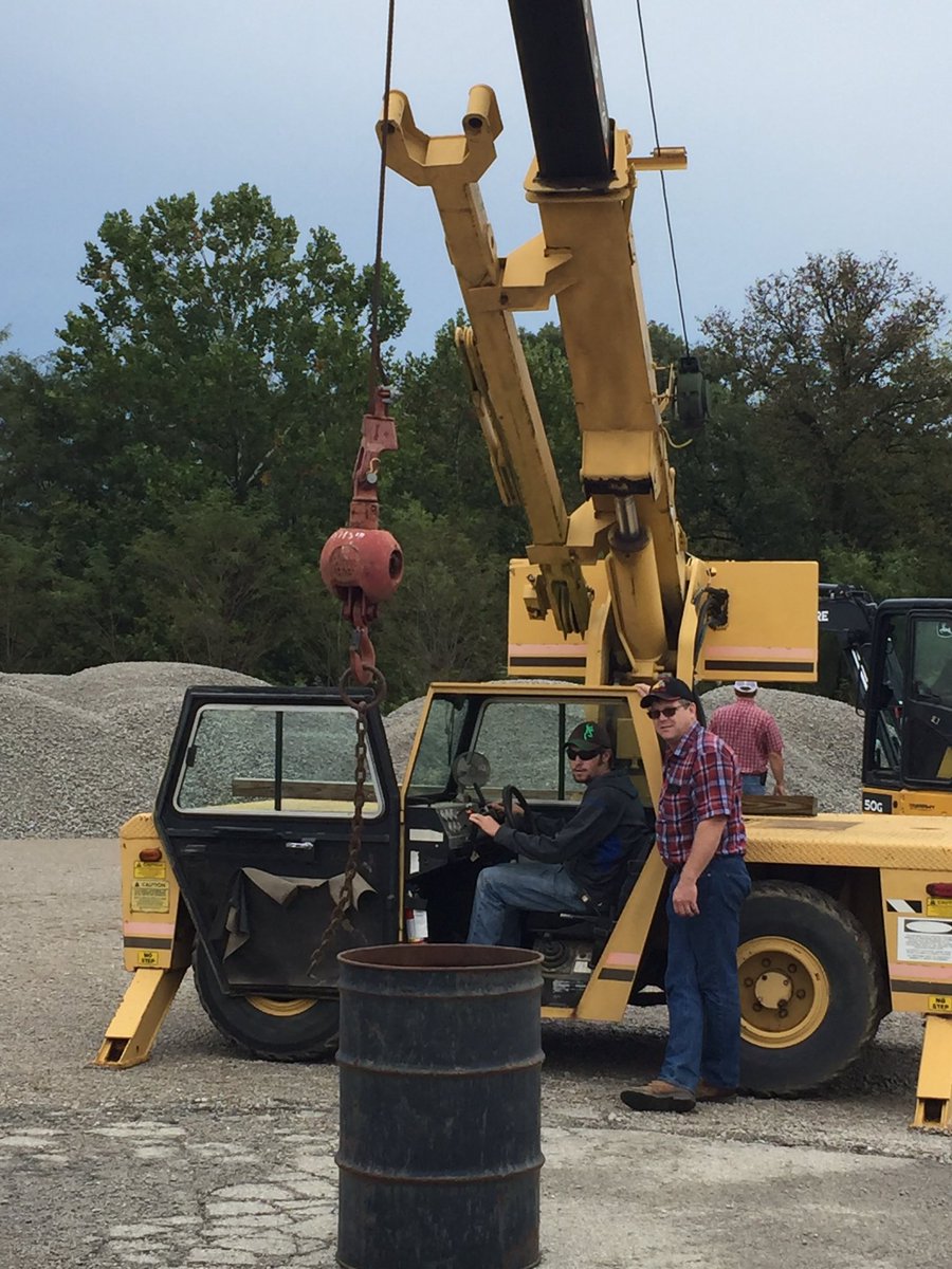 JenMillerCCC's tweet image. Great opportunity for CCC Construction Tech students today visiting Operating Engineers Local 101.