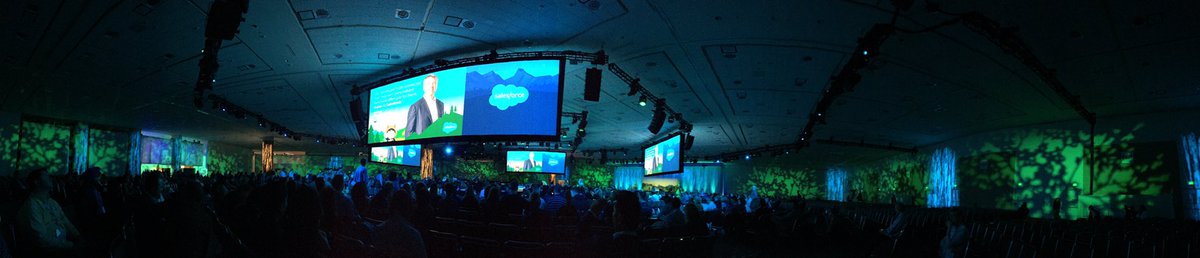 Colb87's tweet image. #DF16 #Dreamforce #admimkeynote