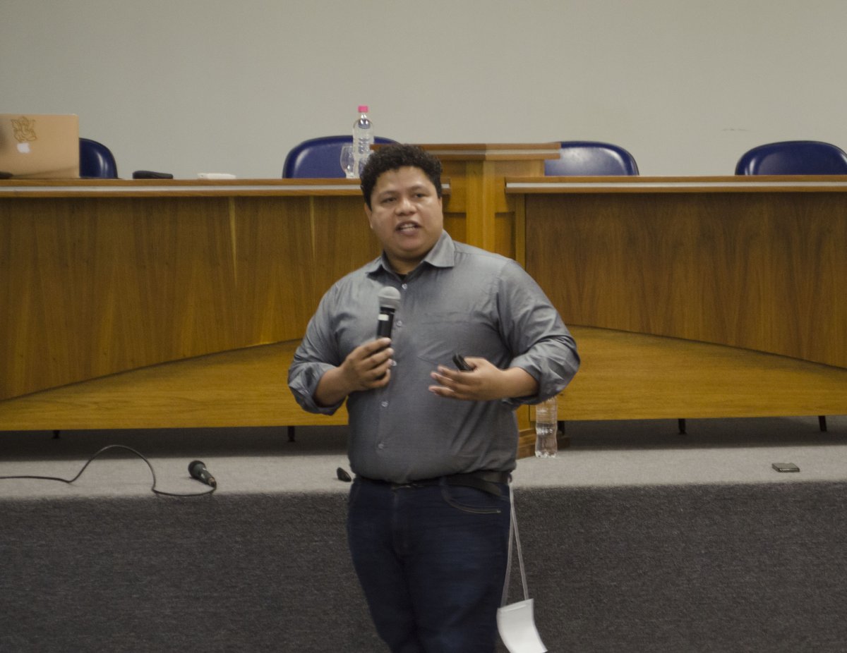 Univates's tweet photo. Edson Mackeenzy, fundador da empresa Videolog S/A, participou do @crieexperience #CRIExp #Univates https://t.co/uvHiub5s8e