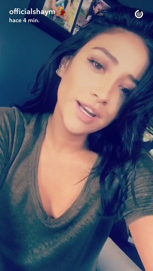 EmisonLife's tweet photo. SASHAY VIDEO IS COMING! #EMISON @shaymitch @SashaaPieterse 🙌 https://t.co/zBY2nbxbk1