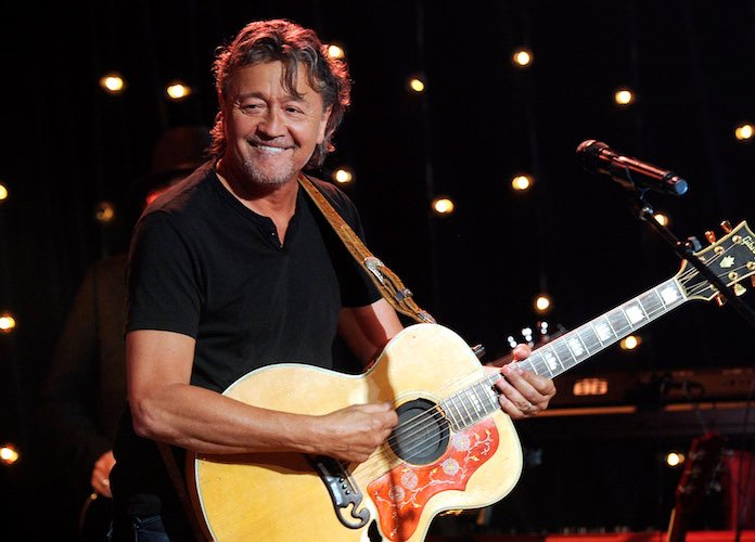 uinterview's tweet image. #MarkCollie On New Documentary 'The Mountain' &amp;amp; Singing With Prisoners bit.ly/2di87n5