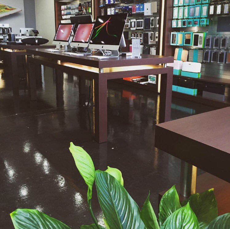 melroseincla's tweet photo. 🤖 If you can break it, we can fix it! Apple authorized service provider. Faster Service Guaranteed. #Apple #itservice #repair #tec #itdoctor https://t.co/Doz8vFBNlS