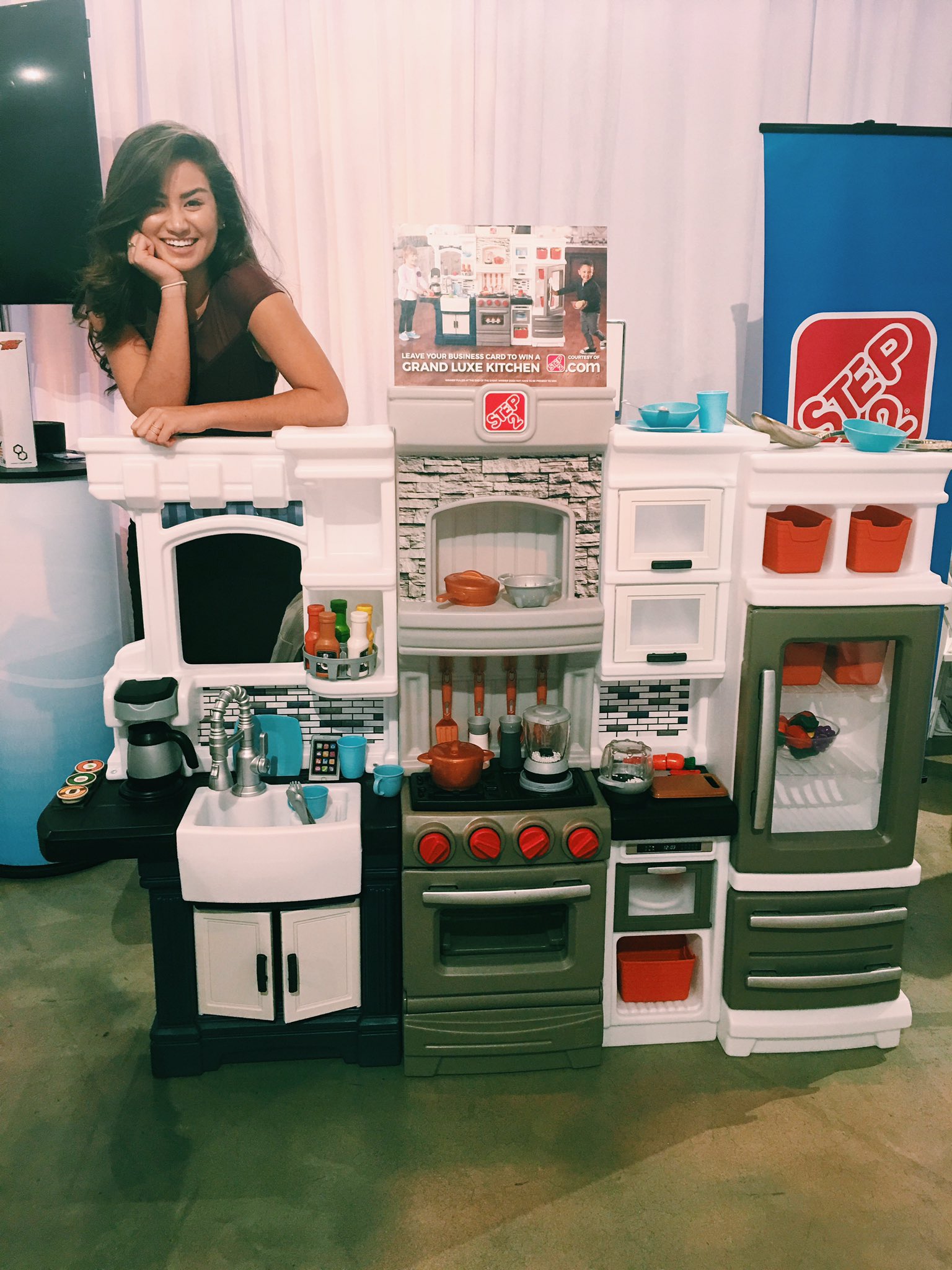 step2 grand luxe kitchen canada