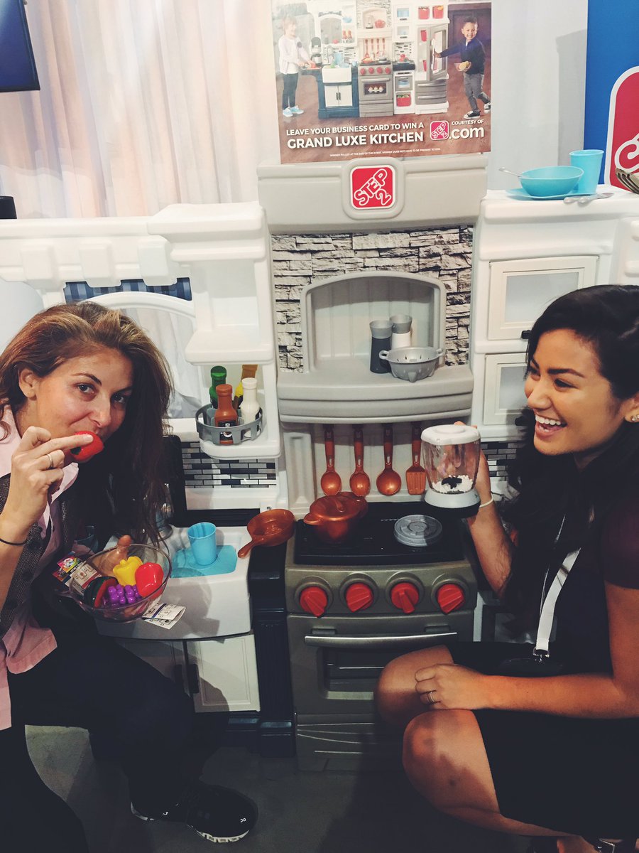 step2 grand luxe kitchen canada