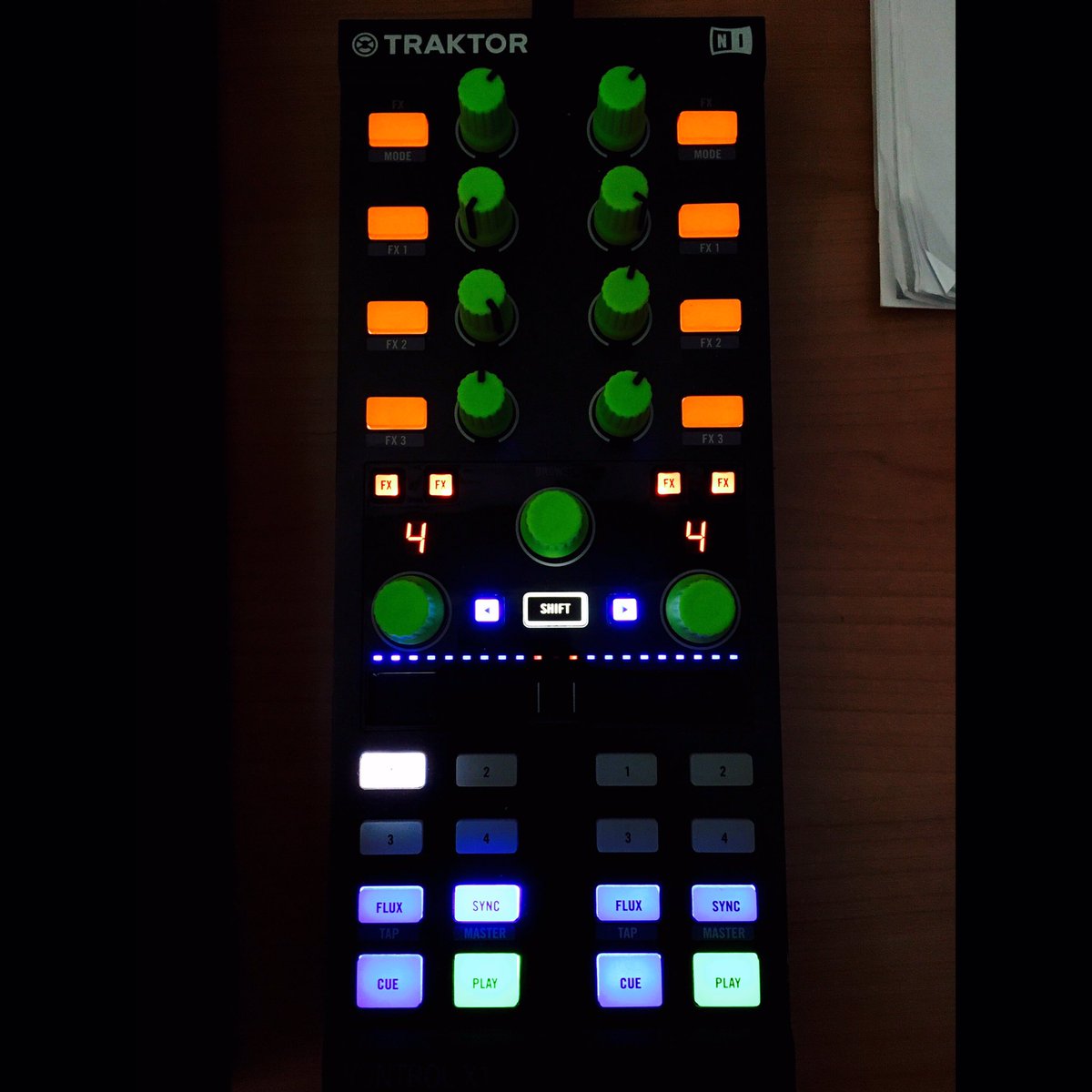 jphack7's tweet photo. #x1 #Dark https://t.co/YDz7nP3ZT9