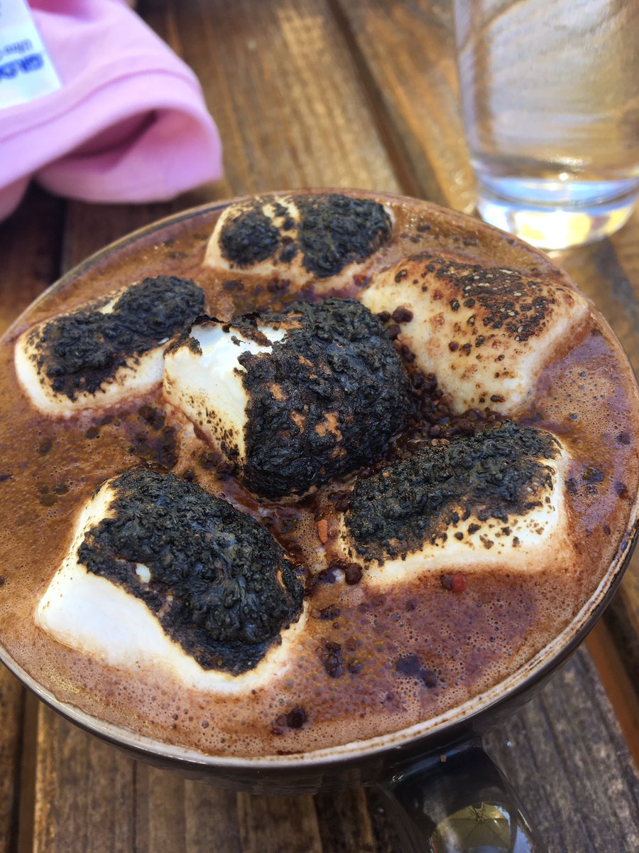 Drinking marshmallow hot chocolate thinking of @marshmellomusic https://t.co/XWjAfnh6Q5