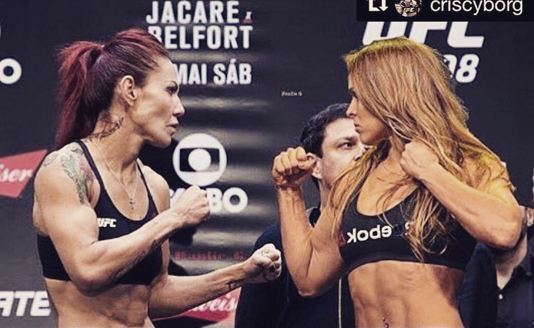 1ON1CLOTHING's tweet photo. @criscyborg vs @rondarousey might be something possible now at 140!!!!!!! What do you guys think? #ufc #1ON1 

https://t.co/gGoKR74Ayz https://t.co/Bo4Ry8GiER