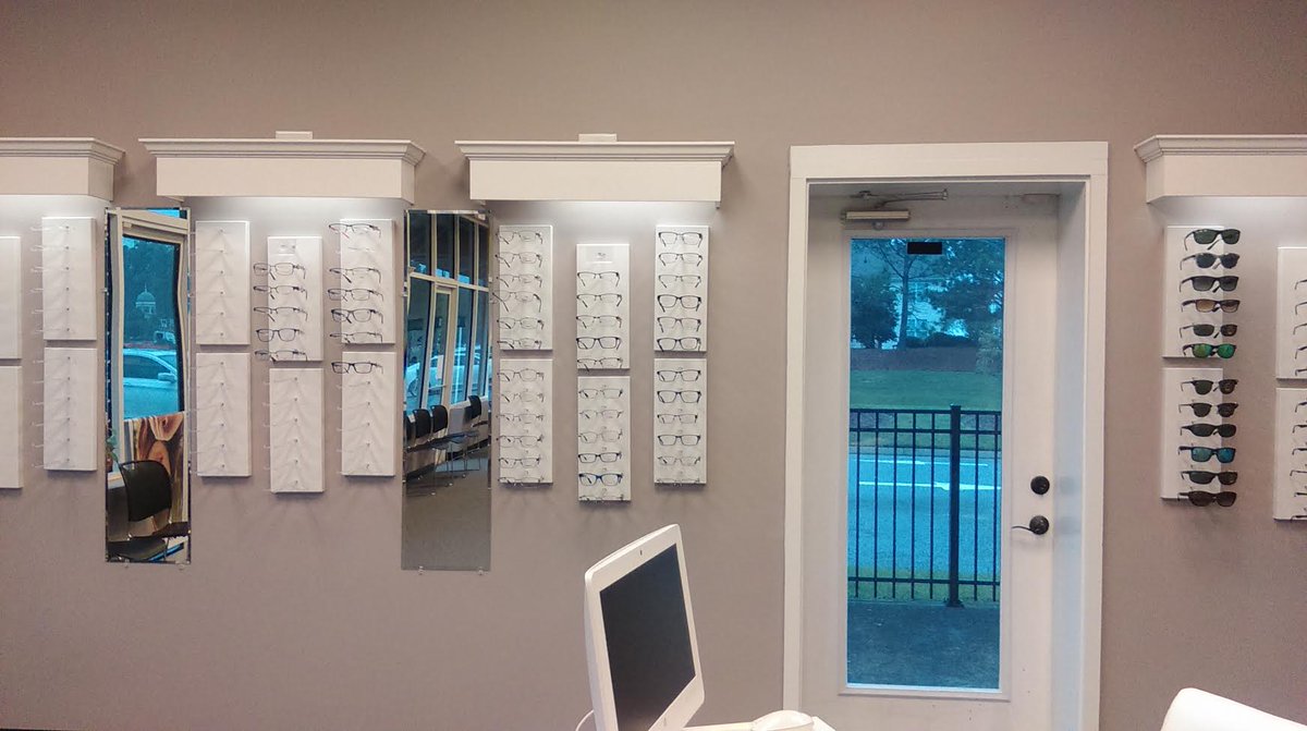Sight2See2's tweet photo. WE ARE OPEN! #secondlocation #optometry #carrolltonva #sight2see #drbellflower #glasses #contacts #sunglasses #eyeexams https://t.co/rfvCUFzhWW