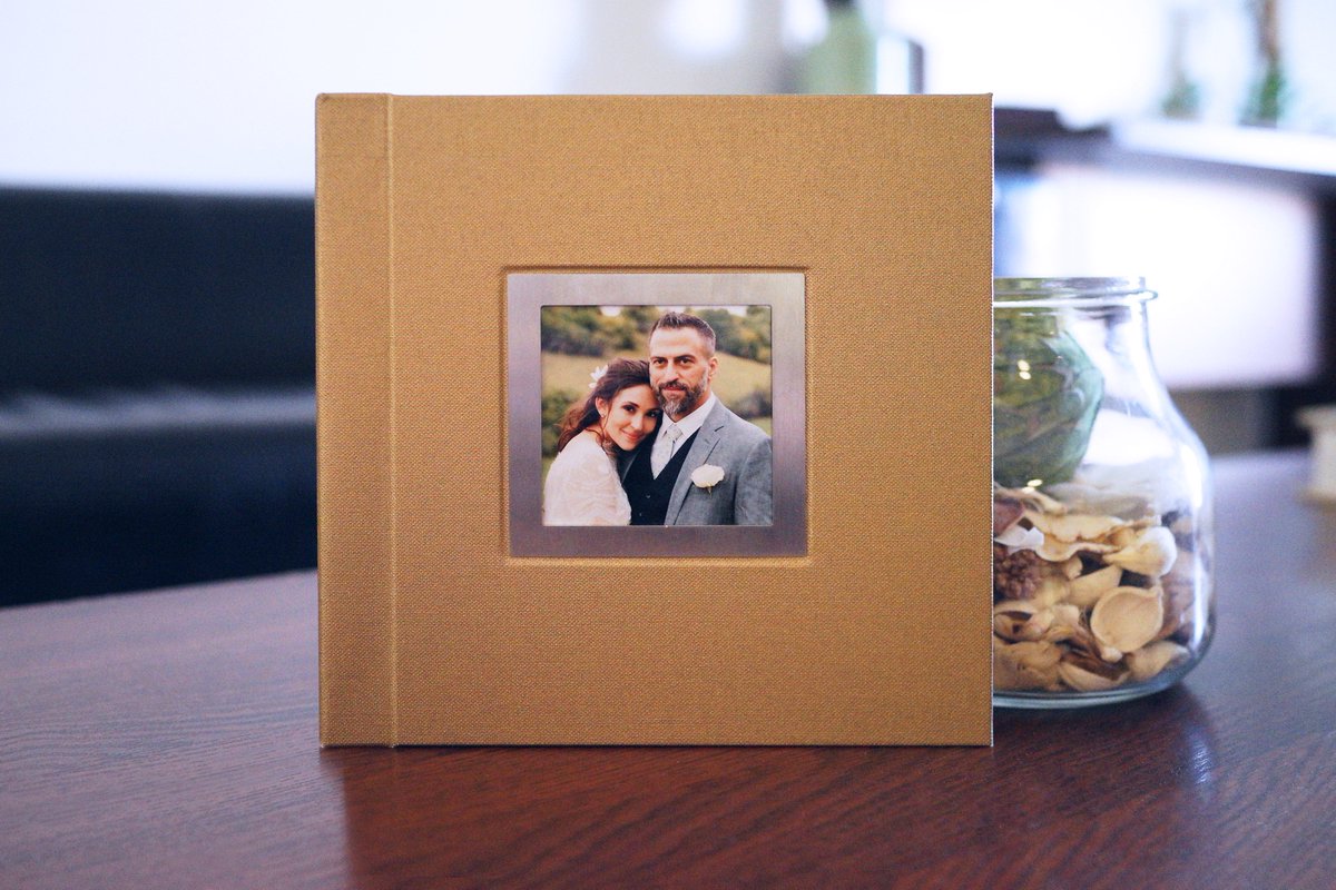 Forbeyon's tweet image. 8x8 Albums make the perfect coffee table accessory to show off to everyone like this one by Sarah Jane Winter Photo &amp;amp; Design