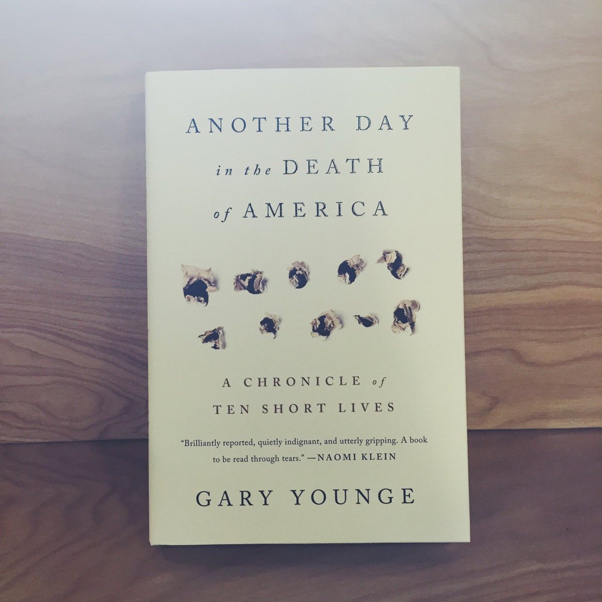 Powells's tweet photo. "This is one of the most important books I've ever read." โ Rhianna https://t.co/SoSVF8GcNe #bookofnow p.s. @garyyounge is here tonight! https://t.co/MrIRVapz68