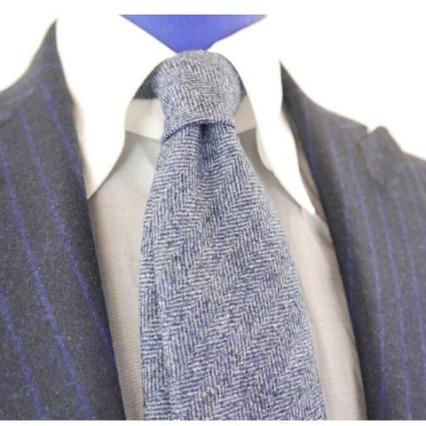 HADLEIGHS's tweet photo. Our fall tie collection has every color and pattern to go with each suit in your wardrobe. #Hadleighs #HManStyle #HManLifestyle https://t.co/Gt0WVU77d3