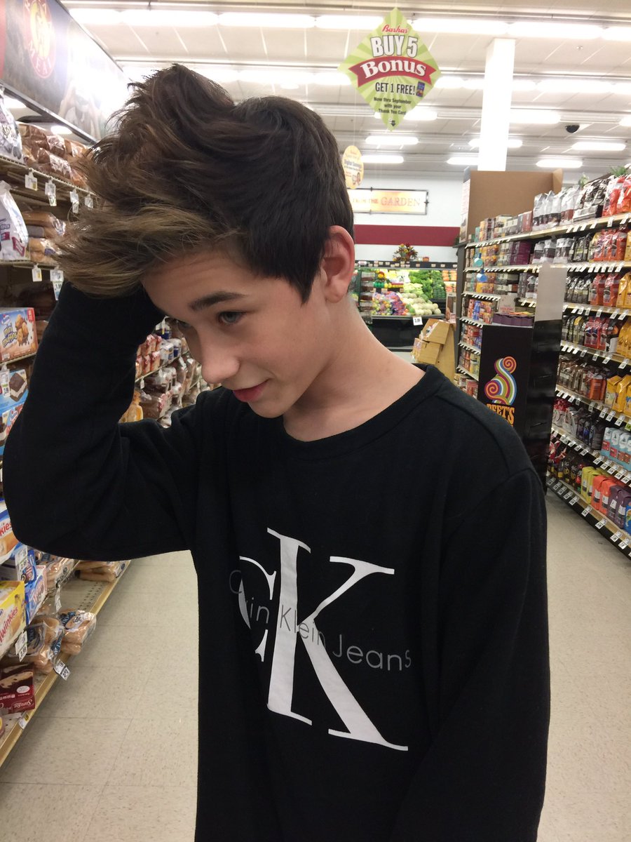 BrandonRowland's tweet photo. My hairs getting so long 🙃 https://t.co/npsGoFlmIJ