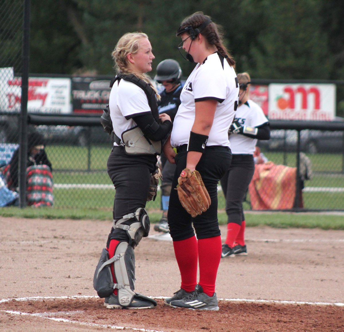 hpc_yearbook's tweet photo. Photos from today's Polk County Slammers games at district softball #hpcstorm #CCHPO
10.6.16 Photos by Josh https://t.co/MhspJ8VlsG
