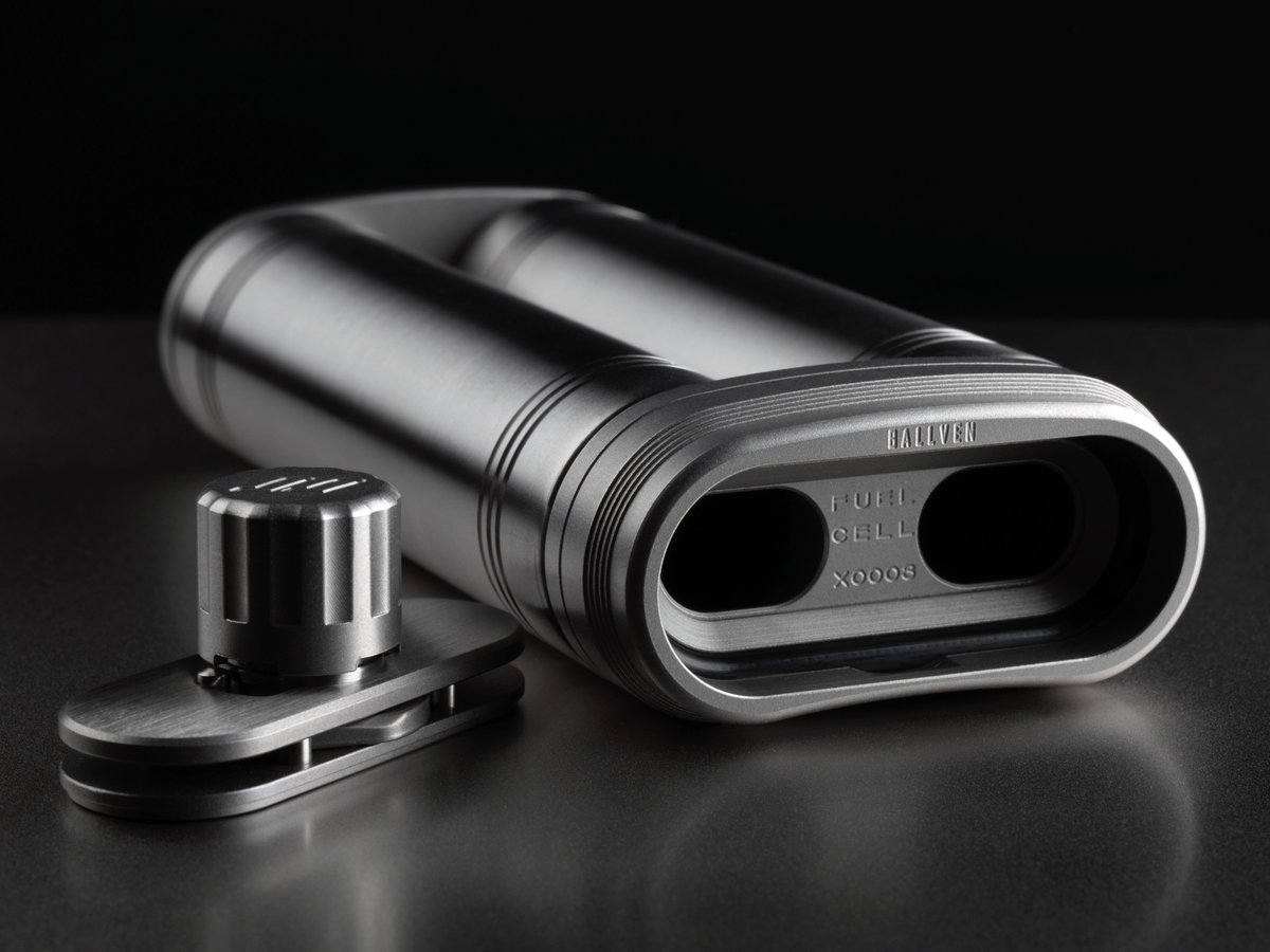 BallvenDesign's tweet image. Have you ever drunk whisky from a hip flask made in Scotland? @the_whisky_lady #whisky