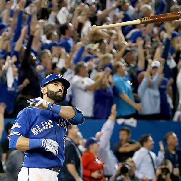 MadelnCanada's tweet photo. Cool shirts. How was your 2015 ALDS? #BlueJays https://t.co/ENRacLa4Gm