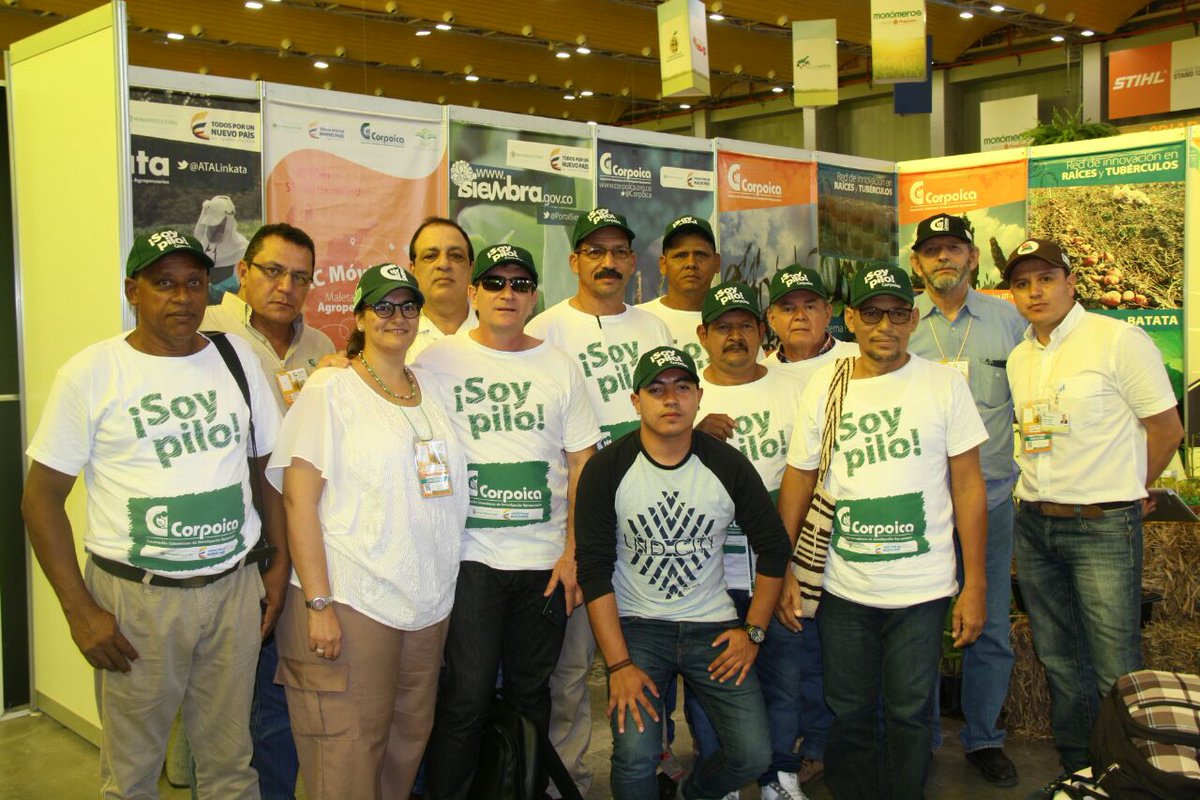 SomosAGROSAVIA's tweet photo. ¡Como en casa! Productores innovadores locales #SoyPILo visitan nuestro stand en #AgroExpo Caribe https://t.co/V7vRUKRMxN