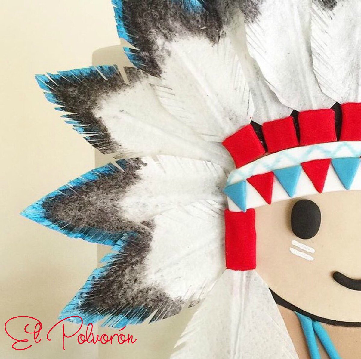 Sneak peek of today's cake!! 👀👦🏻🏹 #elpolvorón #lovely #thebest #bakery #mexico #indianboy #party #cake #chocolate #vanilla #loveit