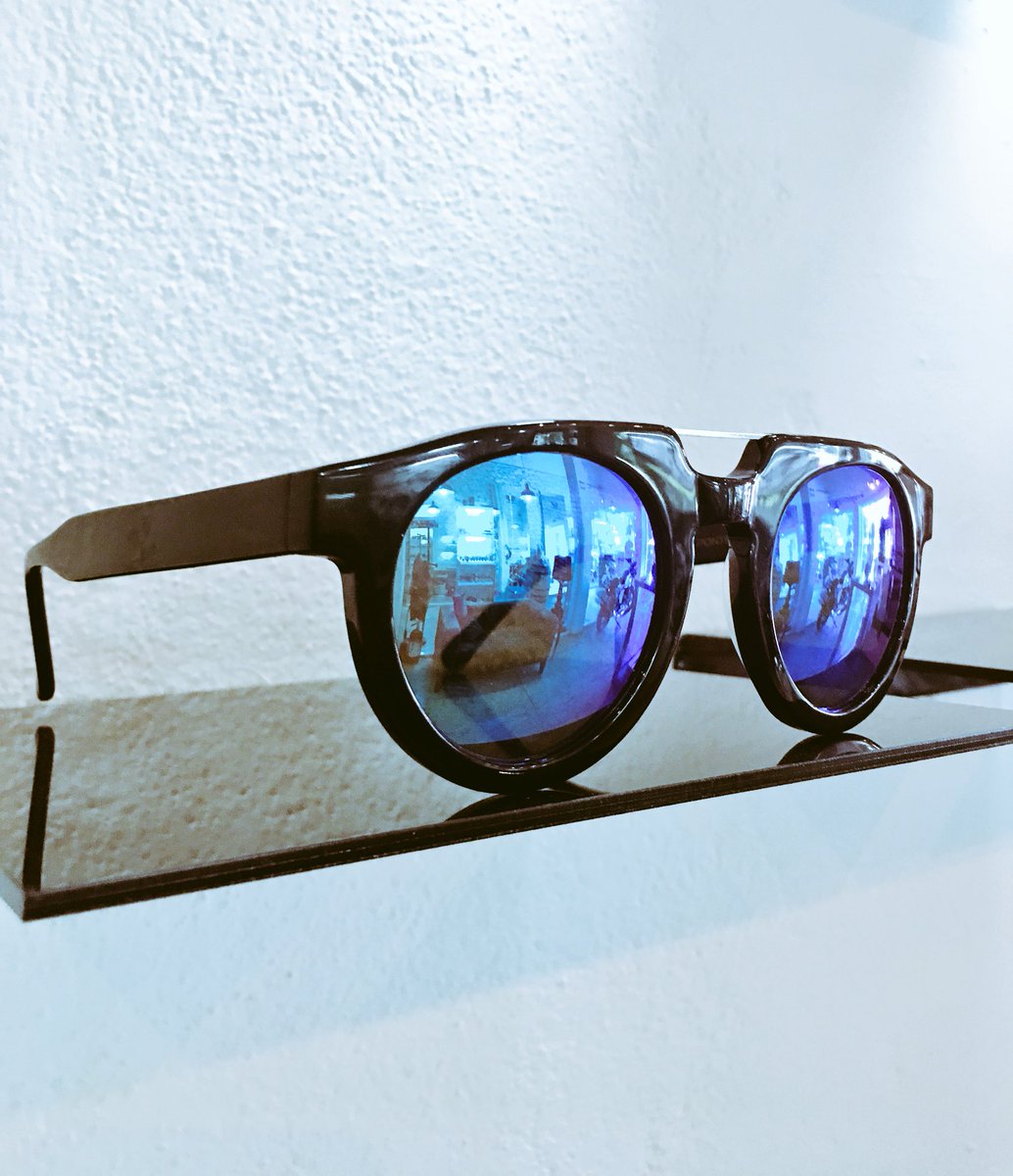 Tenemos la mejor selección de #SpektreSuglasses