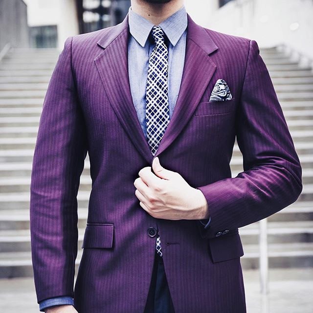 SuitUpDressUp tweet media