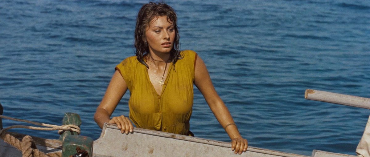 Boobs sophia loren Sophia Loren