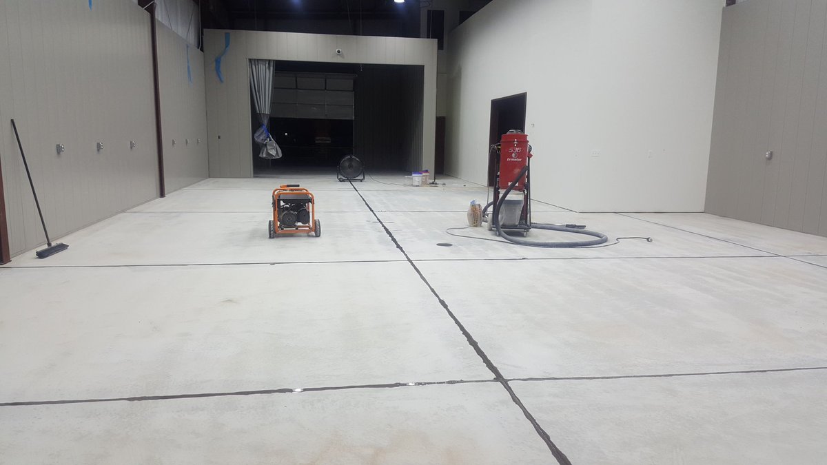 Think_Crete's tweet image. Getting another prepped n ready for before &amp;amp; after pics..stay tuned!  #shinetek #NWA #nwark #metallicepoxyfloor