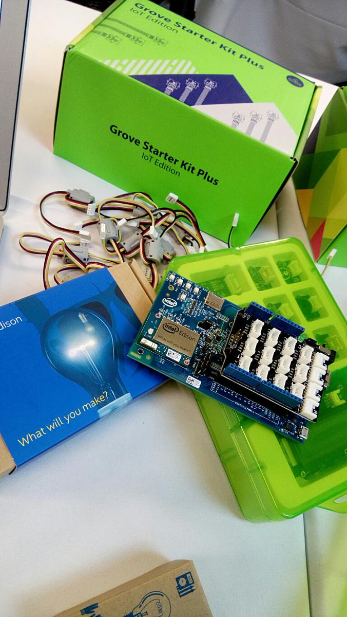 rekrawat's tweet photo. @Predix #PredixTransform Hands on Machine Workshop with @intel and @GE_Digital #WeAreCisco @Cisco_IoT #InnovationEdge #cisco_wise https://t.co/I7LEgUsd5c