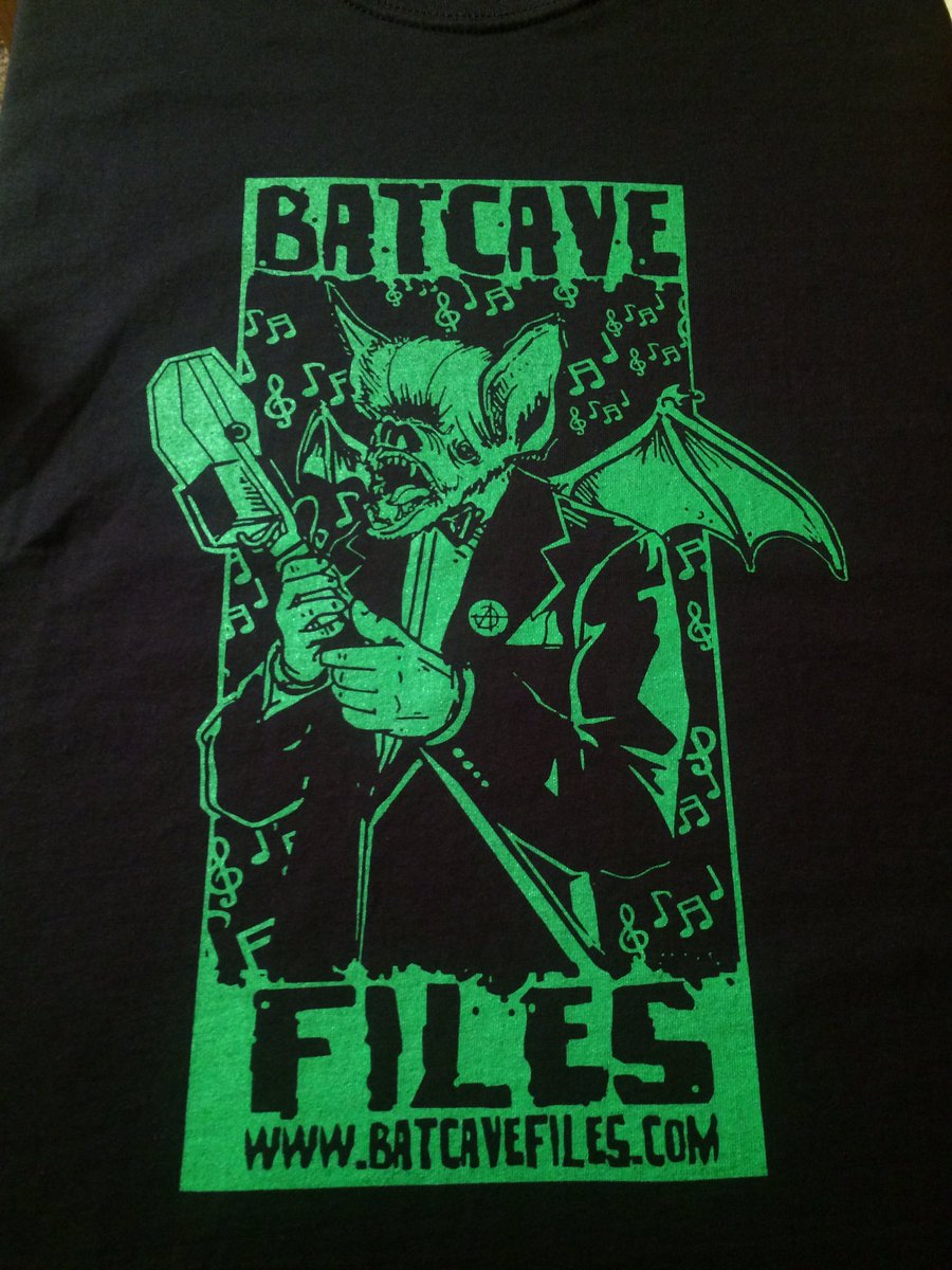 batcavefiles's tweet image. printed some sick Batcave Files t-shirts today!! #batcavefiles #ReasonOneMedia reasononemedia.com
