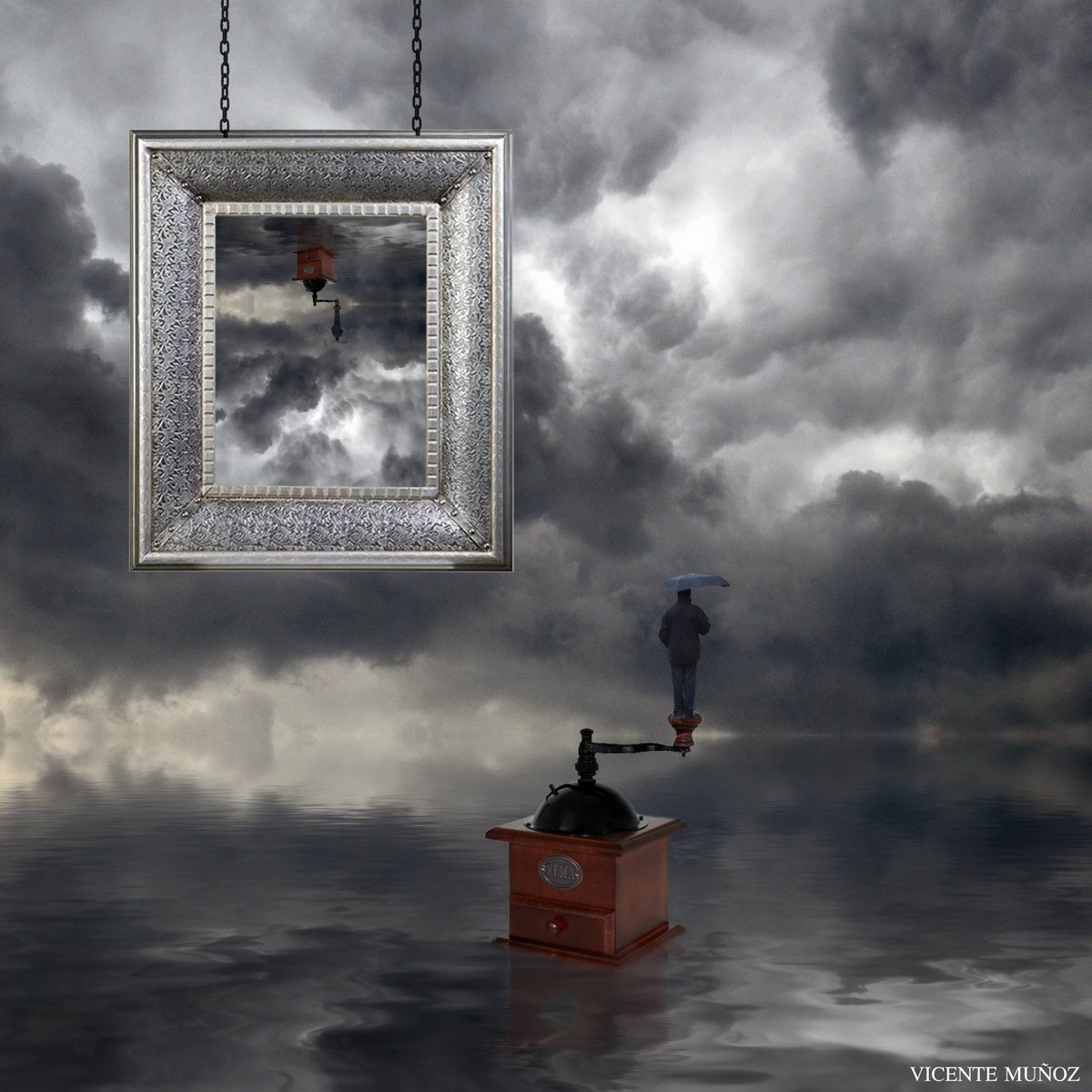 VicenMuRo's tweet photo. Surreal Coffee under the Storm https://t.co/hYSKNbvkVQ