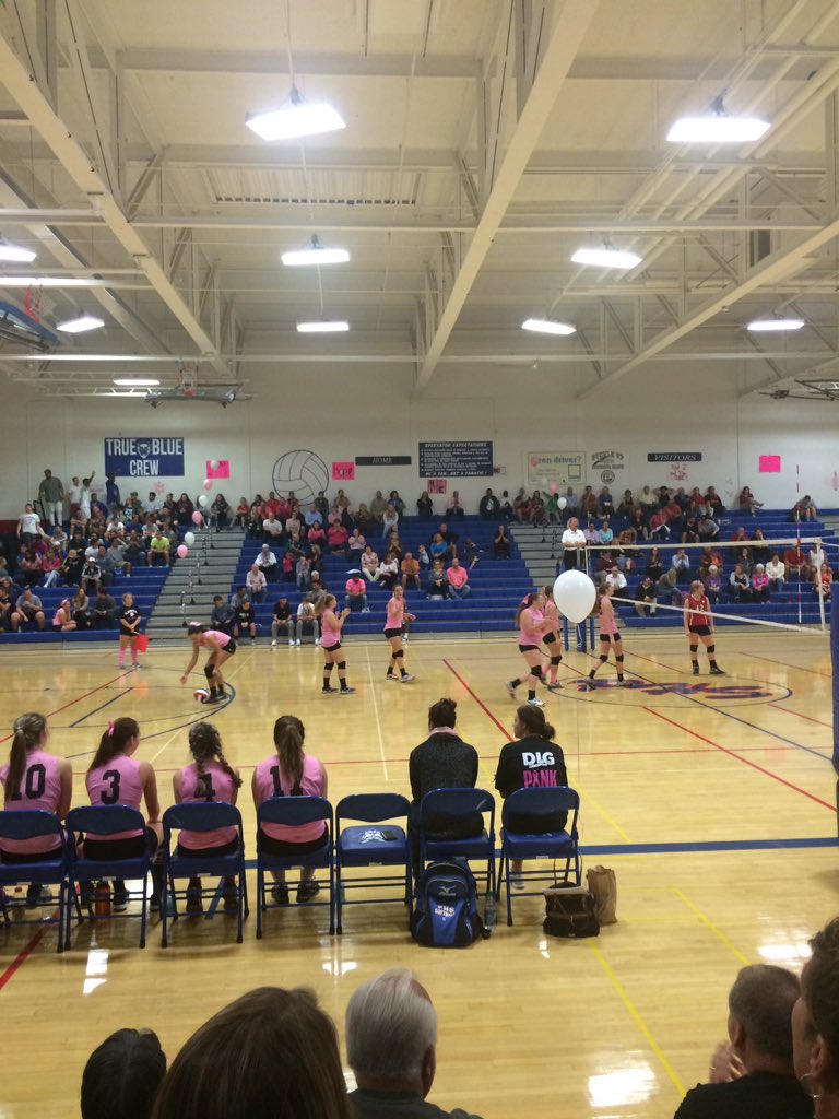 phsbluehouse's tweet photo. Digging Pink at PHS!!! https://t.co/CPJ4sIksGM