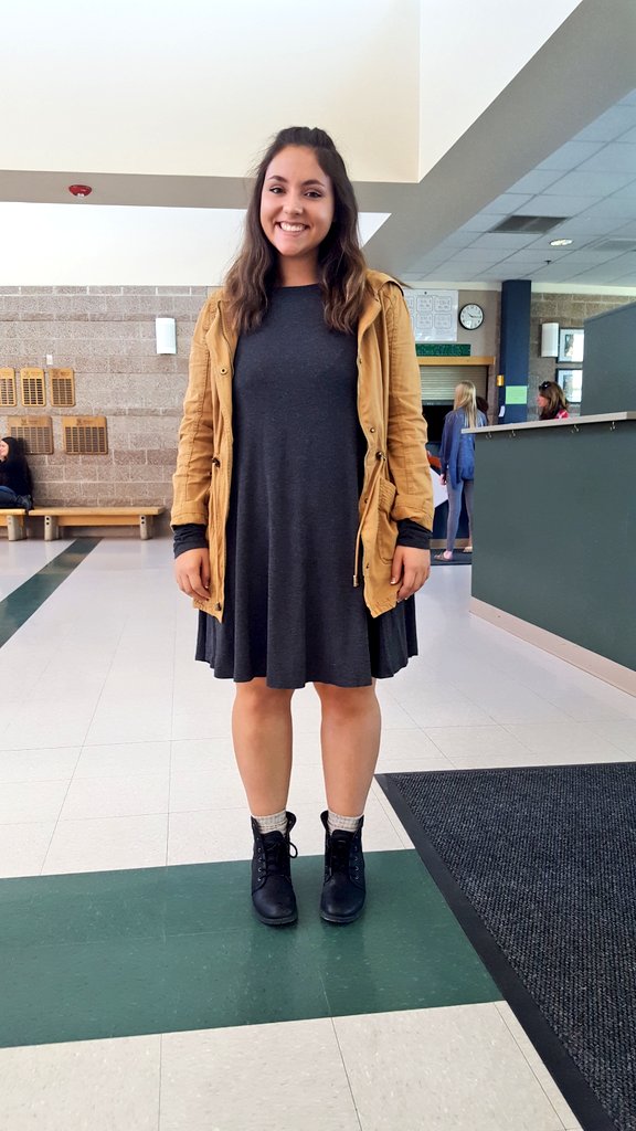 TrhsFashion's tweet photo. Have an amazing Fall Break everyone! 🍁🍂 https://t.co/cJzWfZrYQb