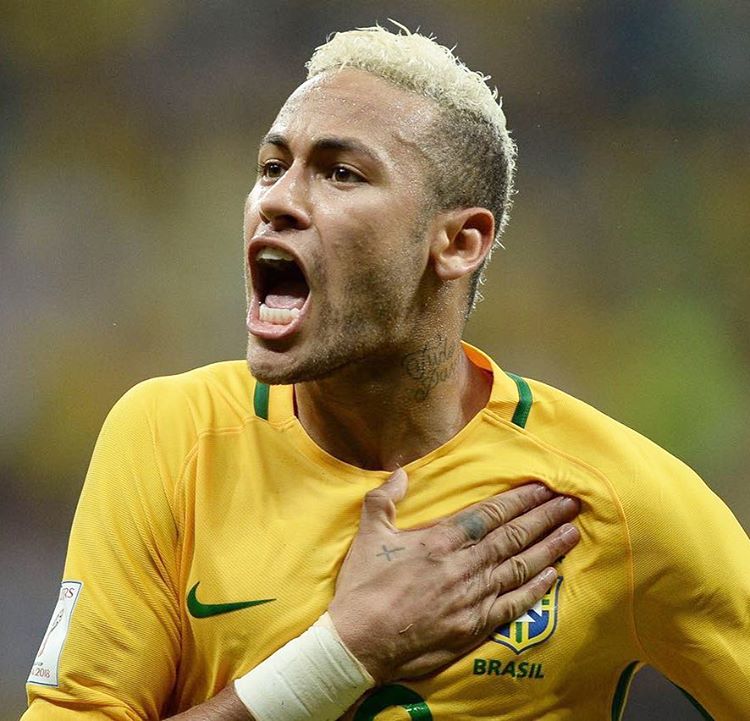 neymarjr's tweet photo. Que Deus nos abençoe e jos proteja 🙏 ⚽ https://t.co/iZqS10X4kM