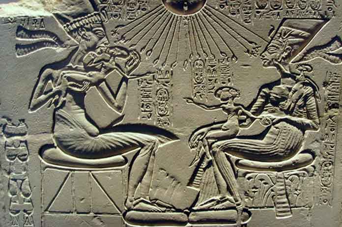 conspirified's tweet photo. Proof of Aliens in Ancient Egyptian Hieroglyphs, Relics Hidden in #Illuminati #conspiracy https://t.co/DMDfRGTTdz https://t.co/cWSC5OrCZc
