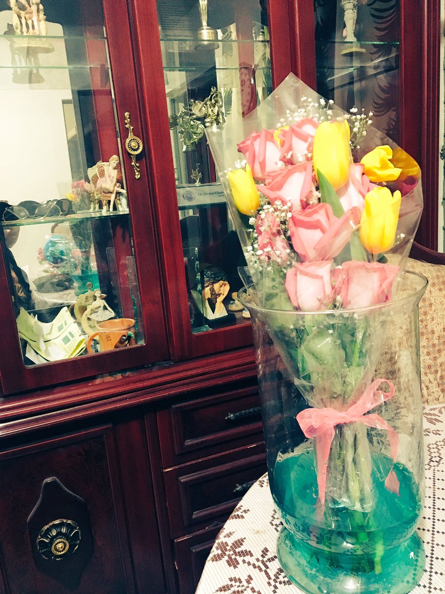 MoniContreras's tweet photo. Buenas noches 🌷😻 https://t.co/aSdswPiAWH